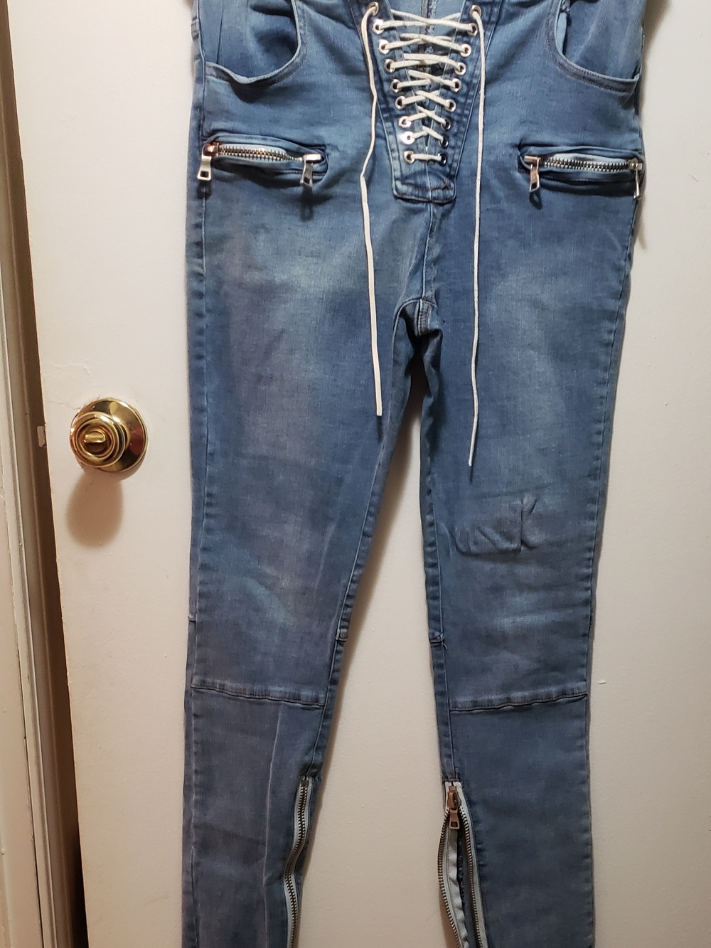 Beulah Women’s Lace-Up Light Blue Skinny Jeans with Zipper Accents